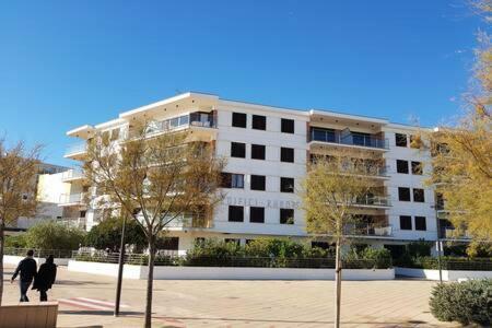 Apartamento Fantástico En Primera Línea De Mar *